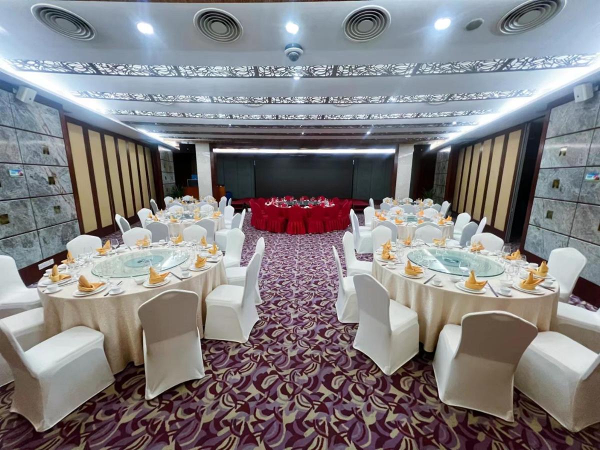 The Pavilion Hotel Шеньчжень Екстер'єр фото